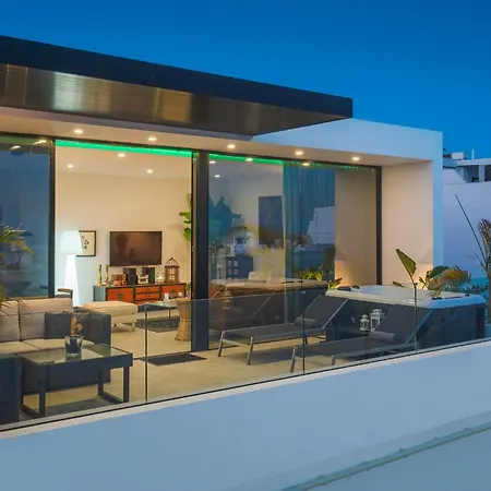 Luxury Ocean View Retreat 2bedroom With Jacuzzi * פוארטו דל כרמן