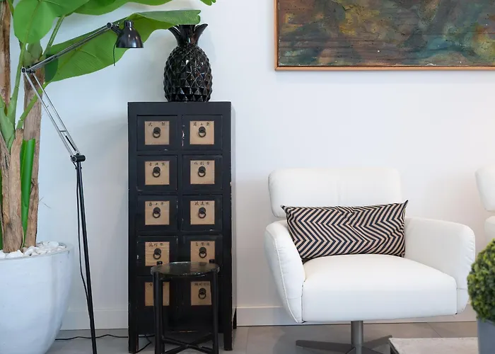 Luxury Ocean View Retreat 2bedroom With Jacuzzi Apartment